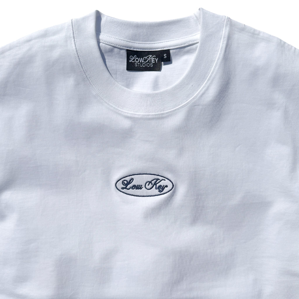 Camiseta blanca LowKey Studios